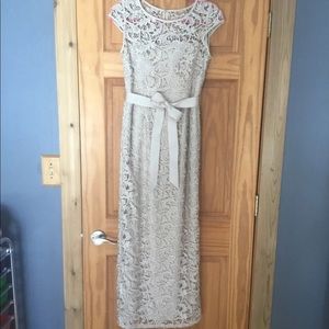 Adrianna Papell gown